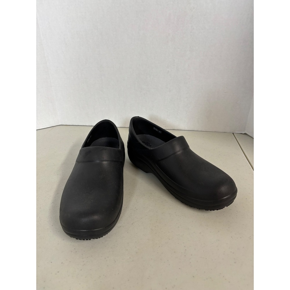 Crocs Neria Pro‎ II Work Clogs Black Slip Resistant Nursing Shoes Womens 10